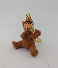 Vintage VTG Russ 1988 Keychain ALF TV Show Sitting  picture