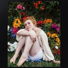 Sophia Lillis 111 | 8 x 10 Photograph | Celebrity Actress, Beautiful Woman picture