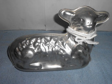 VINTAGE LAMB - SHEEP CAKE MOLD 2 PIECE ALUMINUM 3D BAKING PAN 9 x 3 x 7 in -W85 picture