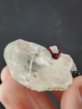 28g Natural Red Spessartite Garnet With Quartz Crystal Mineral Specimen picture