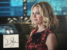 Elizabeth Shue The Boys 16 X 12 Signed Card picture
