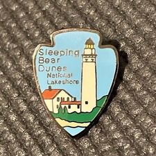 VTG Sleeping Bear Dunes National Lakeshore Michigan Hat Lapel Pin Souvenir P8145 picture