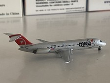 Aeroclassics Northwest Airlines Douglas DC-9-30 1:400 N607NW ACN607NW picture