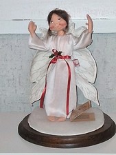 ANNALEE 1991 ANGEL Mobilitee Artist Doll Wt Fabric Wings Red Holly Belt #543091 picture