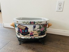 Chinese Elegant Porcelain Oval Footbath With Base picture