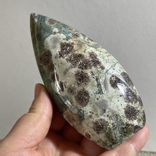 248g  beautiful Fireworks stone Crystal Rough specimens cure picture