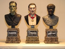  DRACULA, WOLFMAN, FRANKENSTEIN  Universal Monsters Legacy Collection. Set of 3 picture