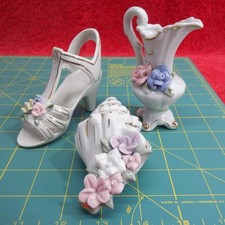 Vintage Chinese Porcelain Miniature Set 3pc - High Heel, Pitcher, Shell Floral picture