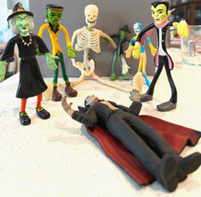Vintage 1980's Bendable Halloween figures  & Universal Studios Dracula  2003 picture