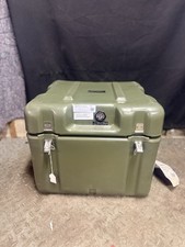 Hardigg Footlocker Green Case  Military Waterproof Great Conditon 16x16x14 picture