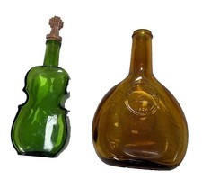 Vintage Set of 2 Vintage Wheaton Glassboro 1850 Starburst & Green Violin Bottle picture