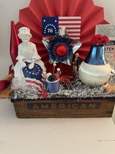 Vintage Fourth of July patriotic decor picture