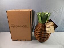 Longaberger Collectors Club Pineapple Basket w/ Metal Top picture