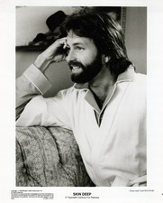 John Ritter in Skin Deep (1989) Handsome Hollywood Press Movie Pose Photo 1400K picture