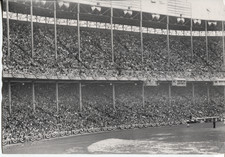 1955 Press Photo Opening Day Crowd in Kansas City picture