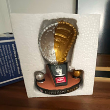 Platinum & Gold Glove Awards Anthony Rizzo Cubs Figurine 2016 SGA never displaye picture