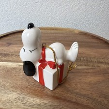 Vtg Peanuts Snoopy On A Gift box Ornament Syndicate Christmas 1966 Rare Scarce picture