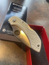 Spyderco Sprint Run C28PWH White 2008 Dragonfly “Tom Sachs / NASA” Edition RARE picture
