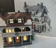 Dept 56 New England Village Captain's Cottage Heritage Village 5947 Mint W/box picture