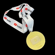YouTube Gold Medal VidCon 2024 “Unboxing Unicorn” Collectible Creator Award picture