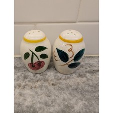 Vtg Stangl pottery ceramic salt & pepper shakers picture