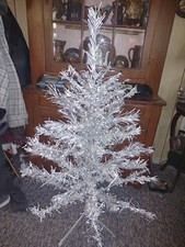 Vintage Krystal Star Aluminum Silver Tinsel Christmas Tree 4.5 Ft -no Box picture