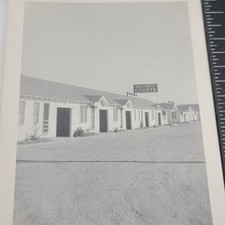 Hillcrest Courts Motel Motor Hotel Vintage Photo picture