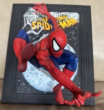 NECA Marvel Collectors Club Exclusive Spider-Man 3-D Wall Sculpture picture