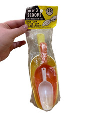 VTG  Serv-Rite Set of 3 Scoops in Package Variety of size and colors in Package picture