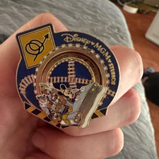 Disney Disney MGM Studios Mickey Mouse Single Trading Pin, 2002 picture