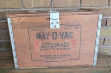 RARE RAY-O-VAC WOODEN CASE FOR TRIPLE USE DRY BATTERY C CIRCUITS ESP ON GRID picture