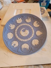 WEDGWOOD 10TH ANNIVERSARY CHRISTMAS PLATE 1978 BLUE JASPERWARE picture