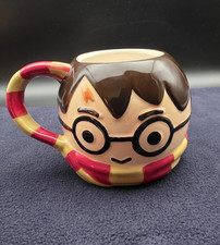 HARRY POTTER 3-D FACE MUG w/SCARF~20 OZ Barrel Style~SEVEN20~WB Licensed **NEW** picture
