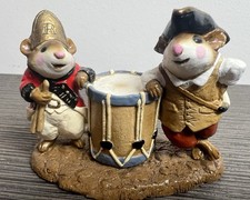 Wee Forest Folk Concord Minute Mouse Red Coat  MM-9 1981 William Petersen  picture