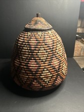 Handwoven South African Zulu ukhamba lidded basket picture