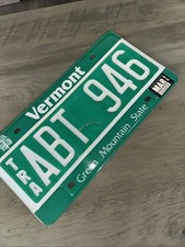 1996 Vermont License Plate #TRA ABT 946 picture
