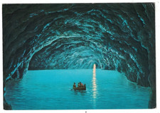 VINTAGE 1950-1960 BOATING IN THE BLUE GROTTO CAPRI ITALY POSTCARD picture