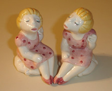 Vintage Omnibus OCI Pucking Girls Salt & Pepper Shakers~Made in Taiwan~Rare picture