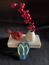 2009 Nora Fleming Retired Stoneware Bud Vase w/ Cardinal & Flip Flops charms picture