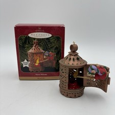 Vintage HALLMARK Keepsake Ornament Warm Welcome MAGIC Mouse & Light-up Lantern picture