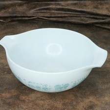 Vintage Pyrex #443 Cinderella Mixing Bowl Amish Butterprint 2.5 Quart picture