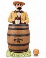 RARE Mr. Jack Daniel, Esquire” porcelain statue decanter (1984–1985) Japan NOB picture