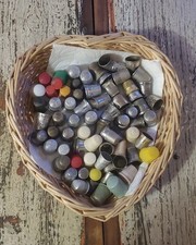 Vintage Large Lot  Collectible Sewing Thimbles Mixed plastic/Metal (tbx 76) picture