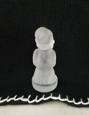 Crisa Kristaluxus 24% pbo Frosted Glass Girl Kneeling Praying Figurine picture