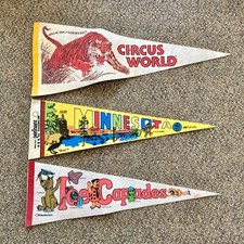 Lot 3 Vintage Pennants 1976 Hanna Barbera Ice Capades Minnesota Ringling Bros. picture