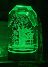 3-D LASER ETCHED CRYSTAL 4.5