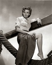 Legendary IDA LUPINO Leggy Photo   (214-N ) picture
