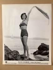 Classic Pinup beautiful barefoot swimsuit photo seductive Ruth Roman 1950 picture