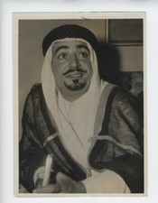 EZZAT BEY KUWAIT1948 PRESS PHOTO OIL VINTAGE  الكويت  SAN FRANCISCO picture