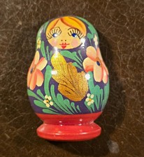 Russian Matryoshka Babushka Doll Magnet Hand Painted Wood Made in Russia 2.5 in picture